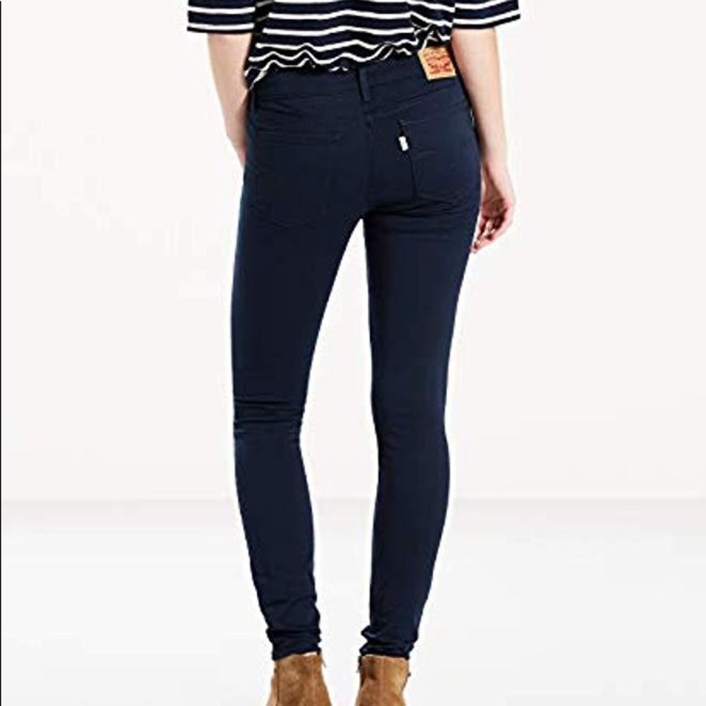 Levi’s super soft 710
